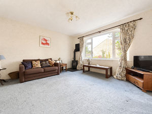 Sitting Room- click for photo gallery